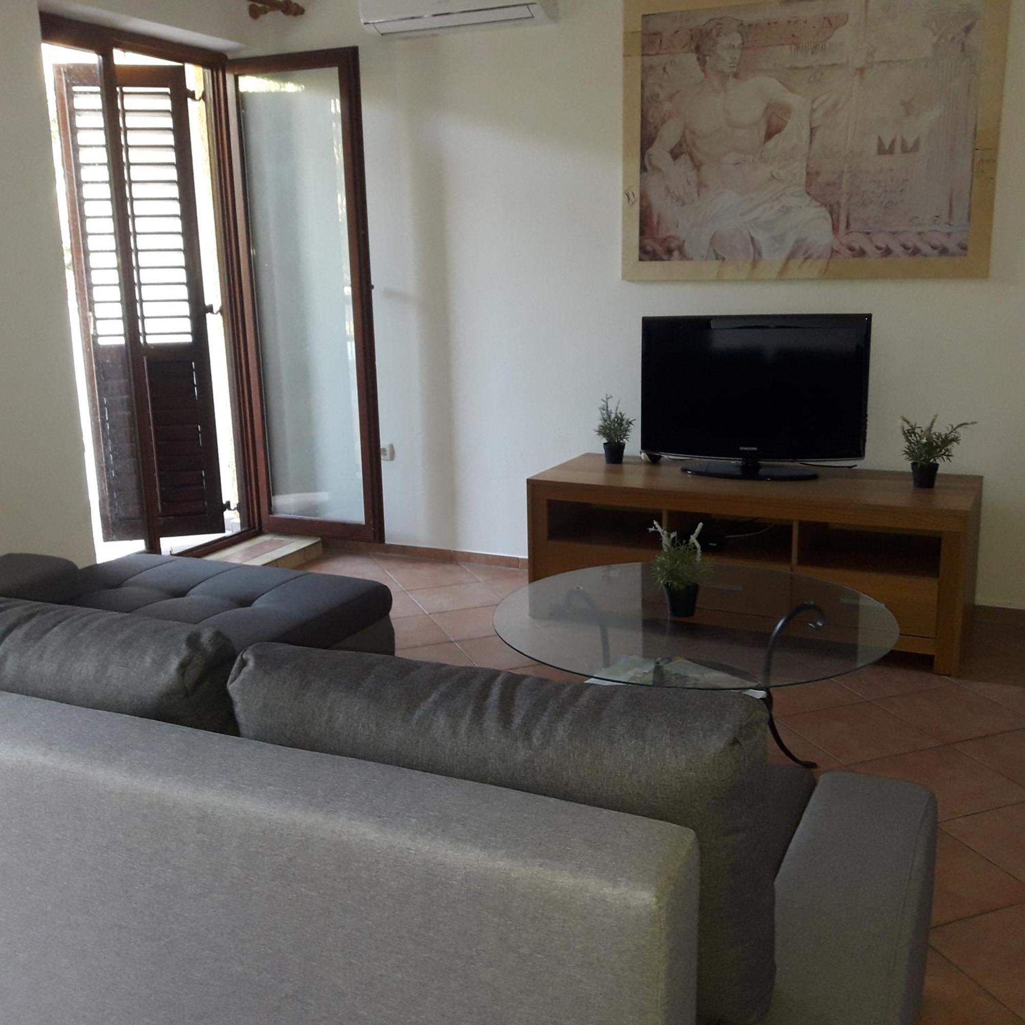 Apartman Pavla บัชกา ภายนอก รูปภาพ